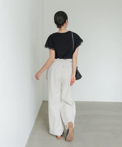 ショルダーレースカットソー
