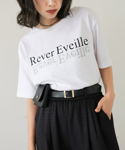 ロゴプリント刺しゅうＴシャツ