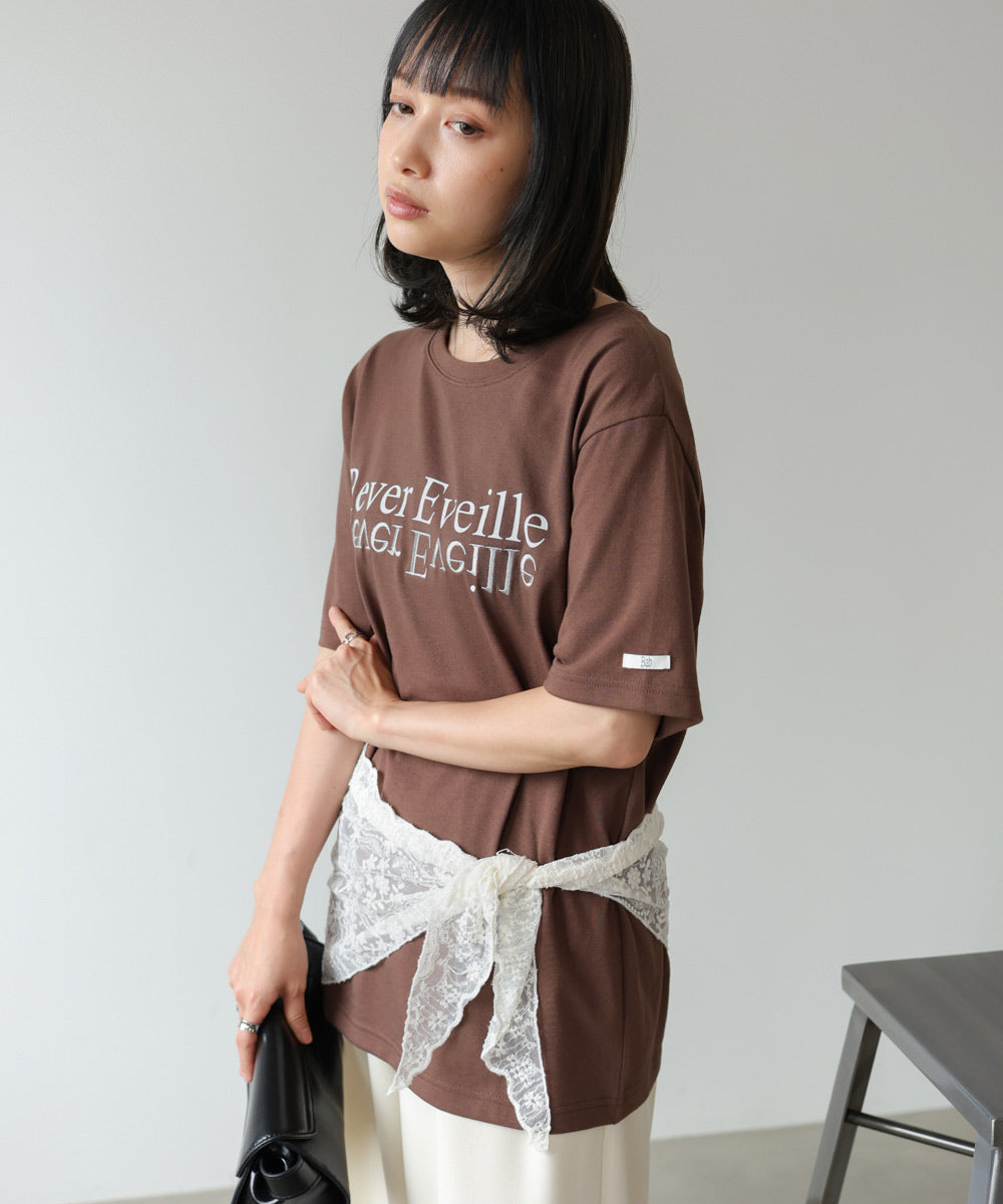 ロゴプリント刺しゅうＴシャツ