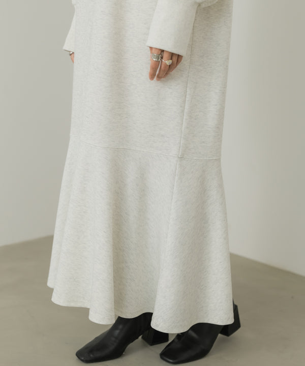 上品見え美シルエットマーメイドカットワンピース