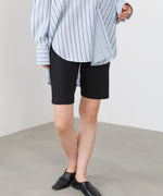 バイカーパンツ