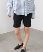 バイカーパンツ