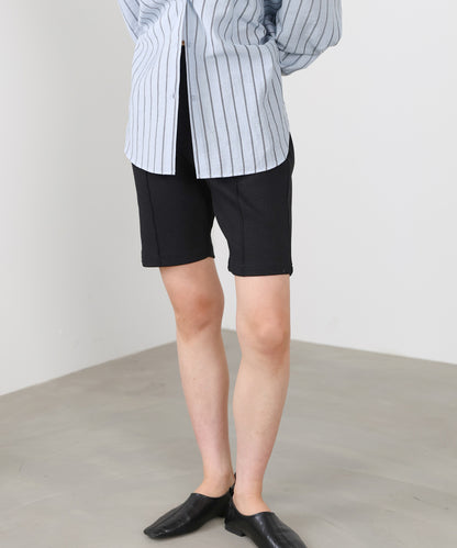 バイカーパンツ