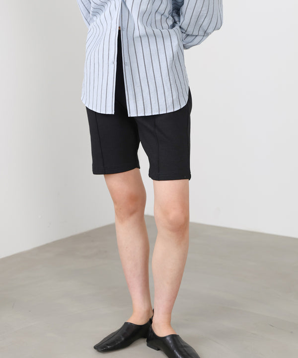 バイカーパンツ