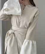 SLEEVE FLARE JACQUARD BLOUSE