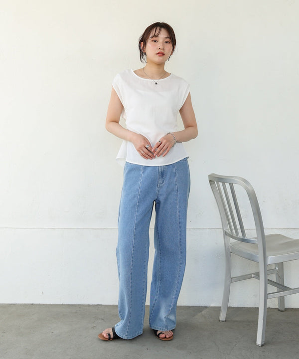 バックデザインノースリーブブラウス