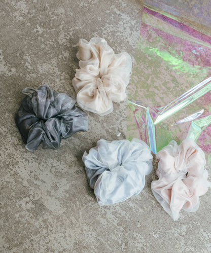 オーガンジー×サテンシュシュ