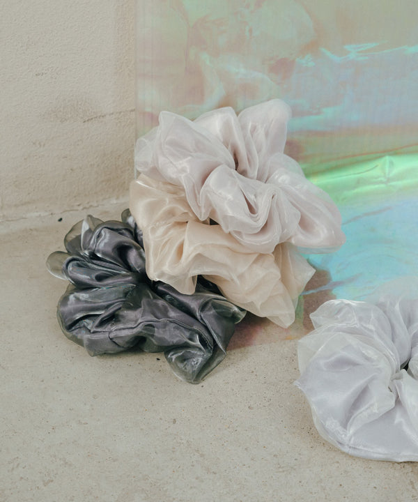 オーガンジー×サテンシュシュ