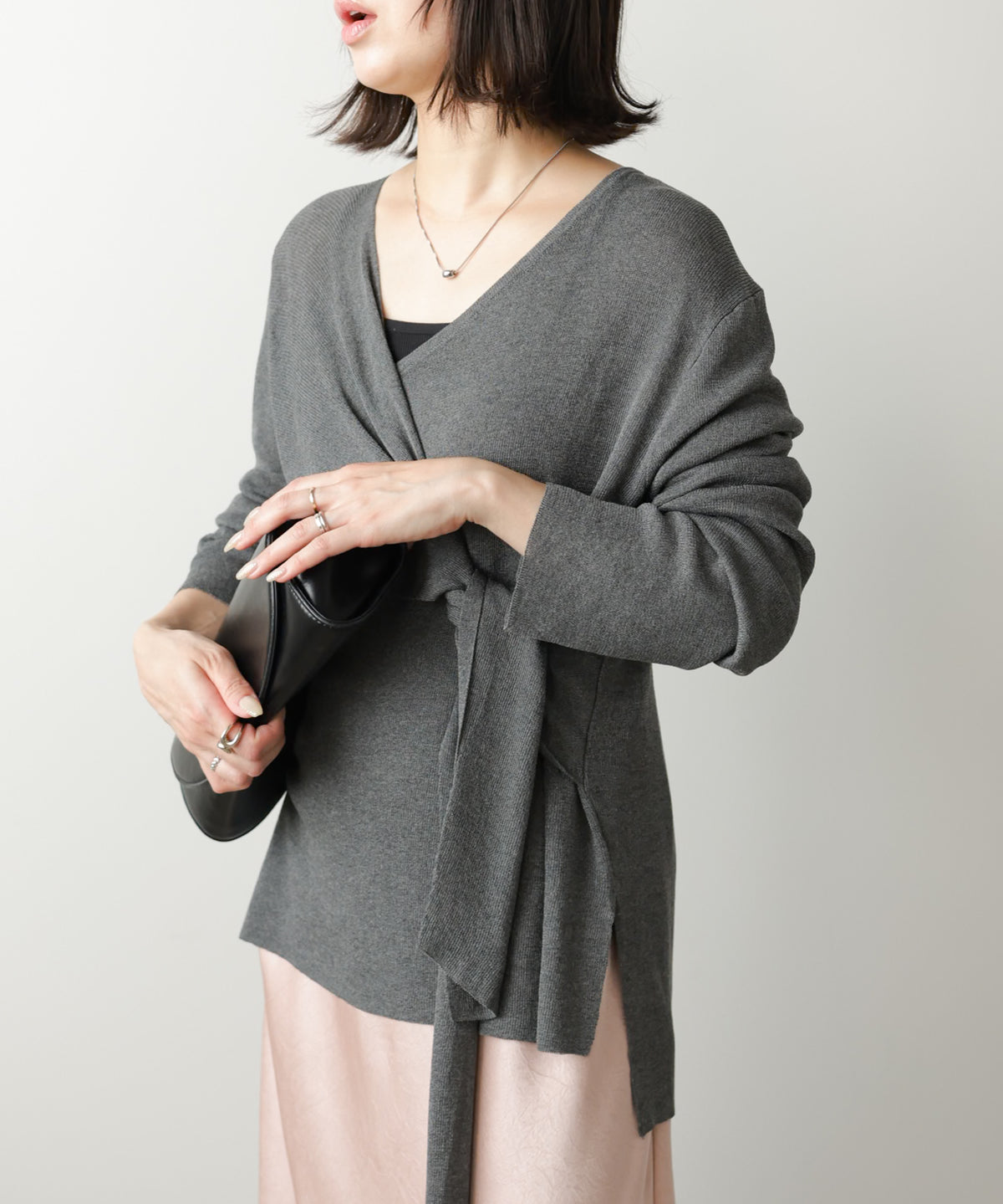 フロントクロスニットプルオーバー