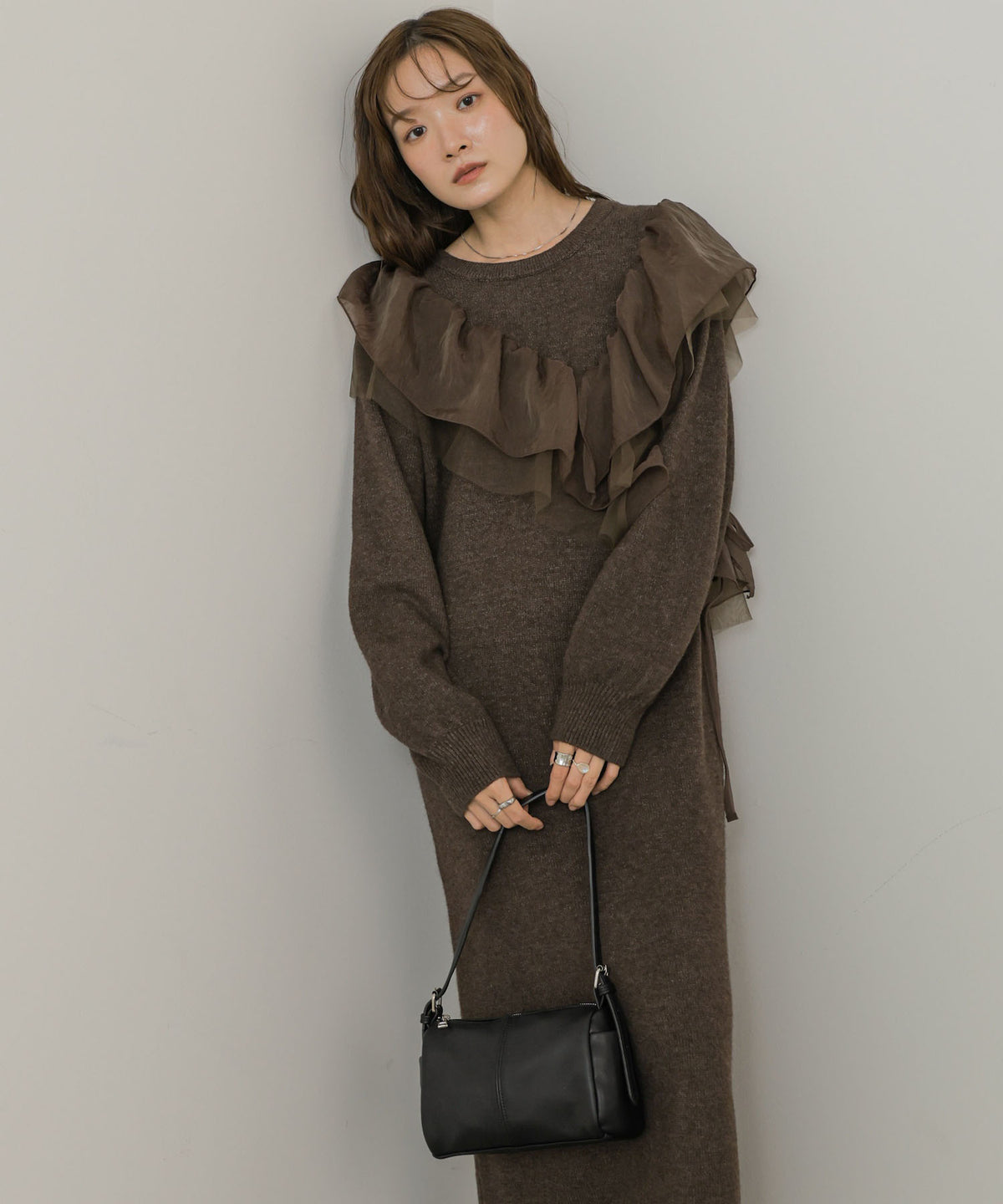 【S・Mサイズ展開】アシンメトリーフリルニットワンピース
