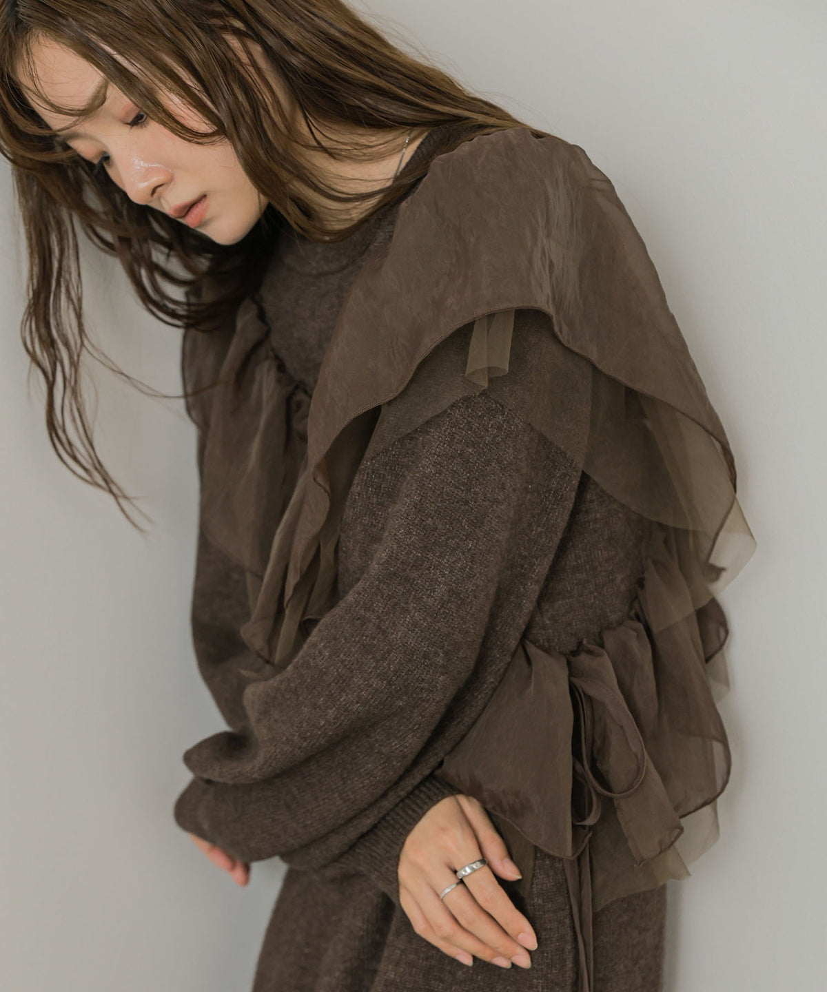 【S・Mサイズ展開】アシンメトリーフリルニットワンピース