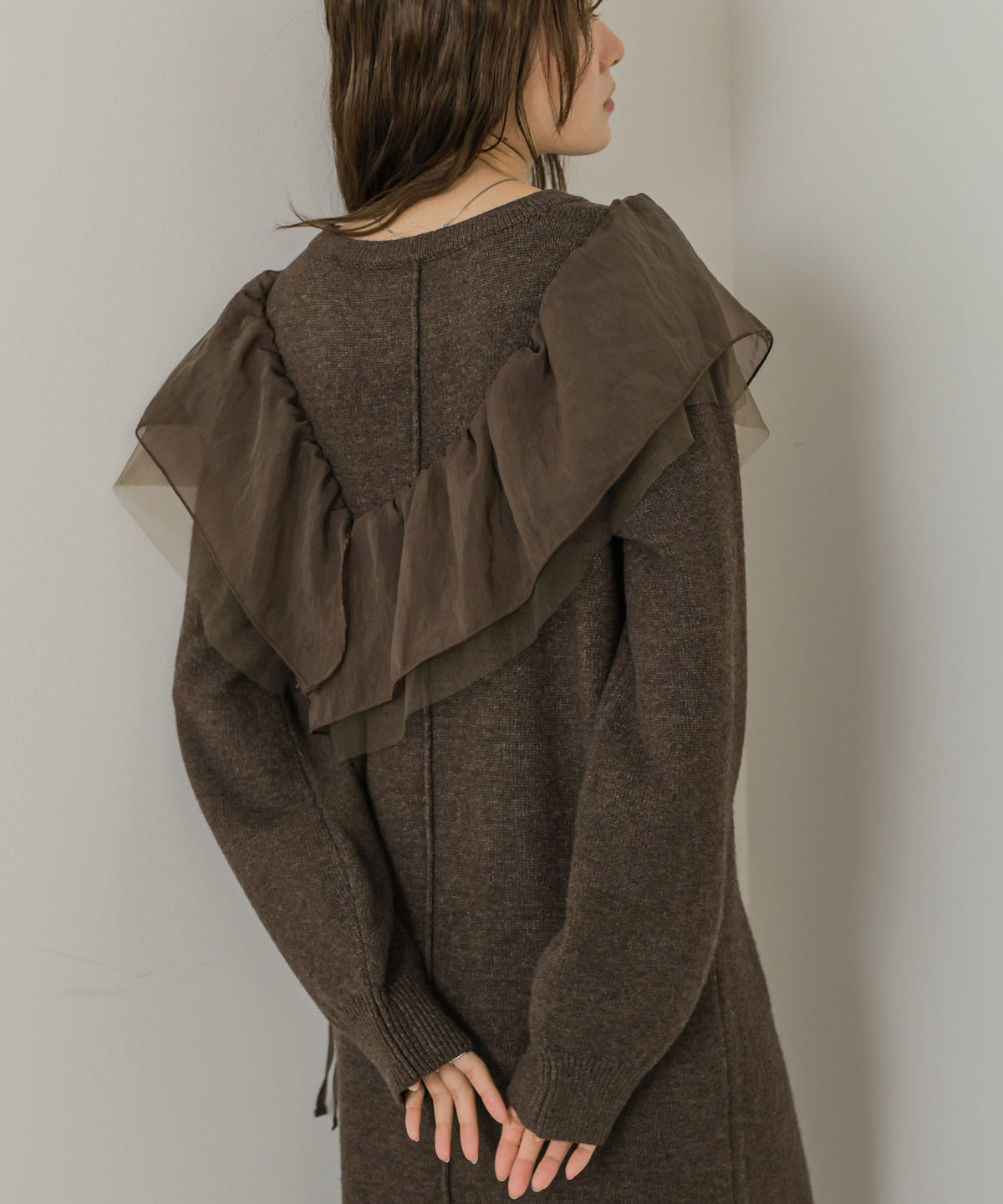 【S・Mサイズ展開】アシンメトリーフリルニットワンピース