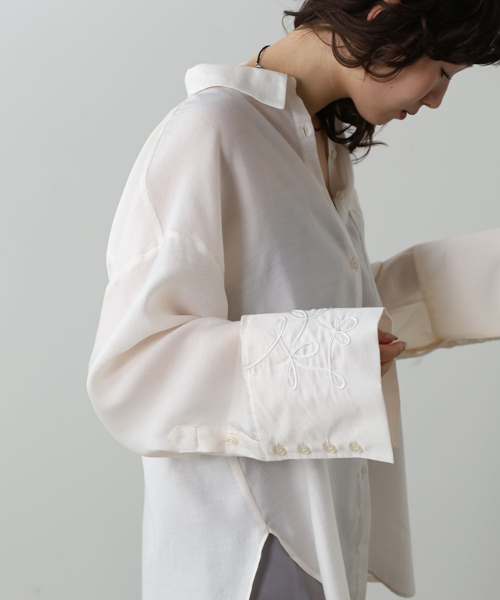 コード刺繡ワイドカフスオーバーシャツ