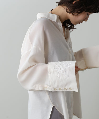 コード刺繡ワイドカフスオーバーシャツ