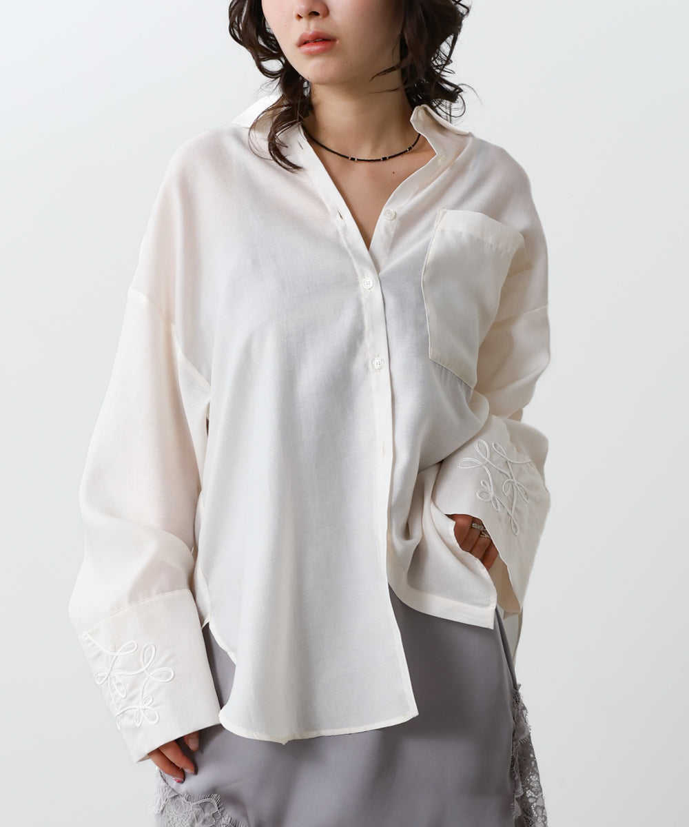 コード刺繡ワイドカフスオーバーシャツ