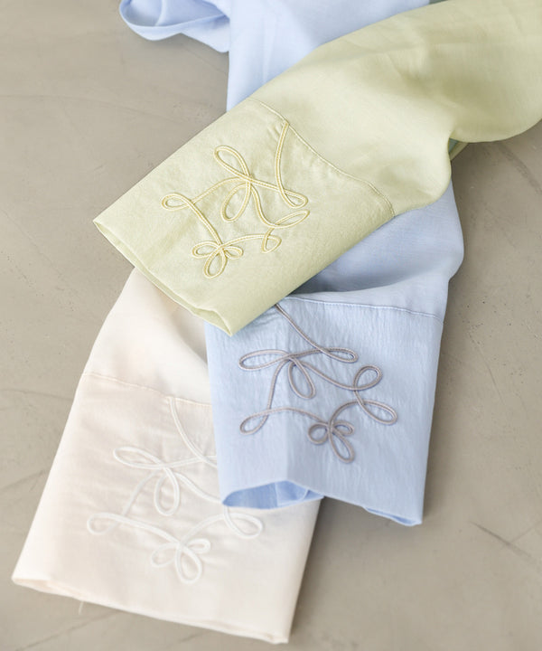 コード刺繡ワイドカフスオーバーシャツ