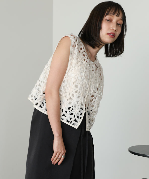 前後２ＷＡＹフラワーレースベスト