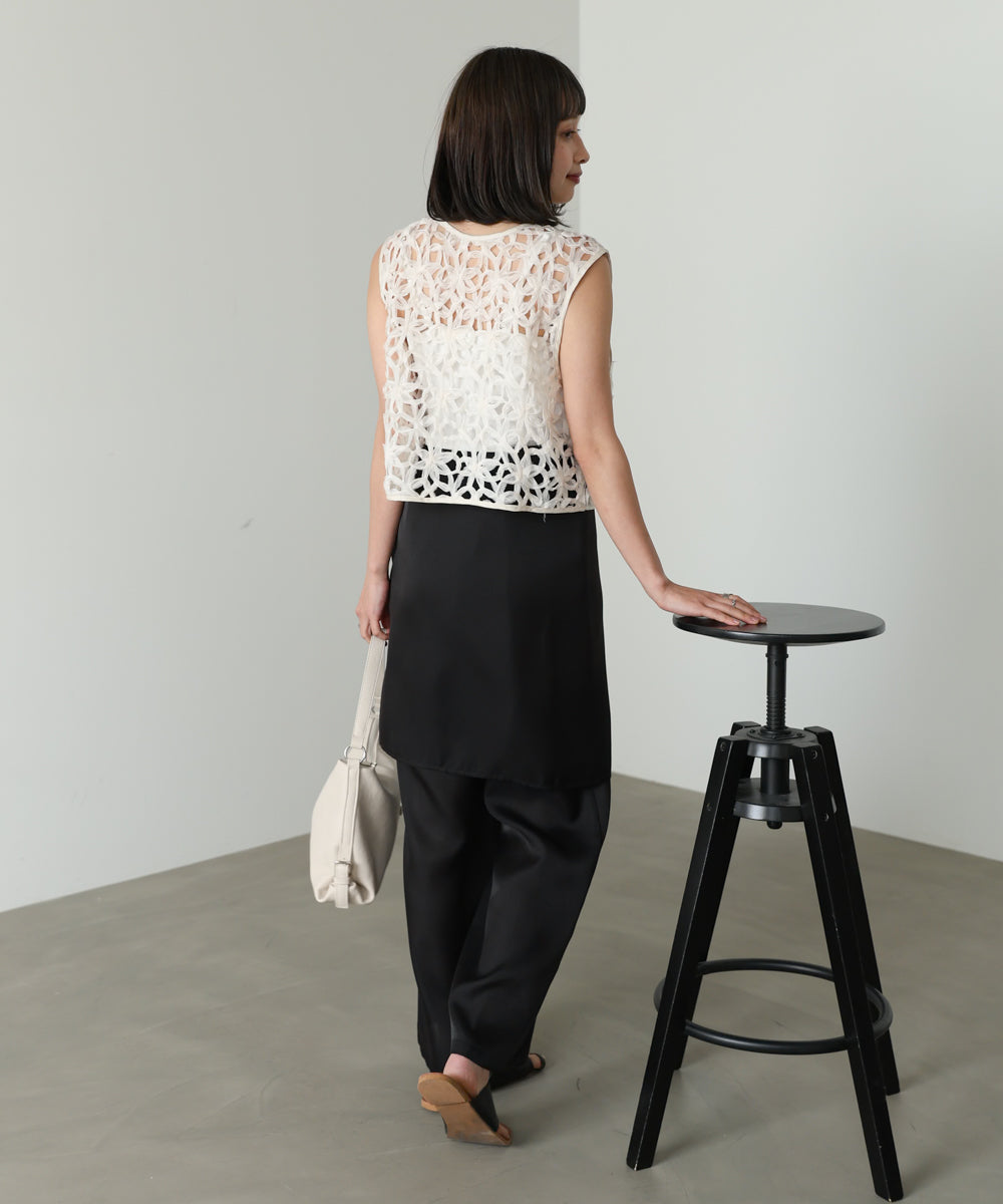 前後２ＷＡＹフラワーレースベスト