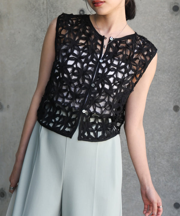 前後２ＷＡＹフラワーレースベスト