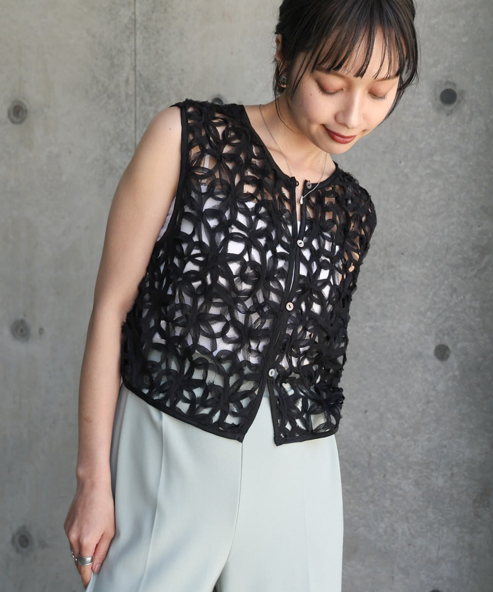 前後２ＷＡＹフラワーレースベスト