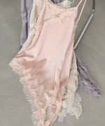 レースアシンメトリーサテンキャミソール
