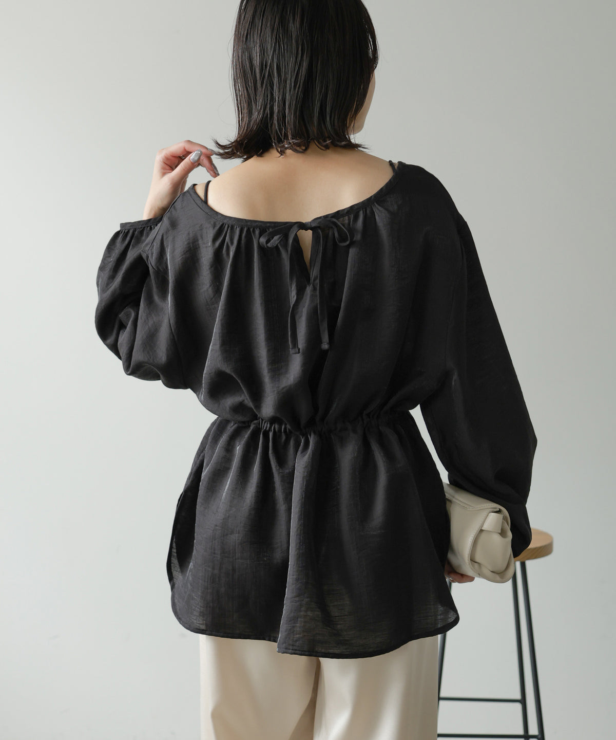 前後2WAYギャザーブラウス
