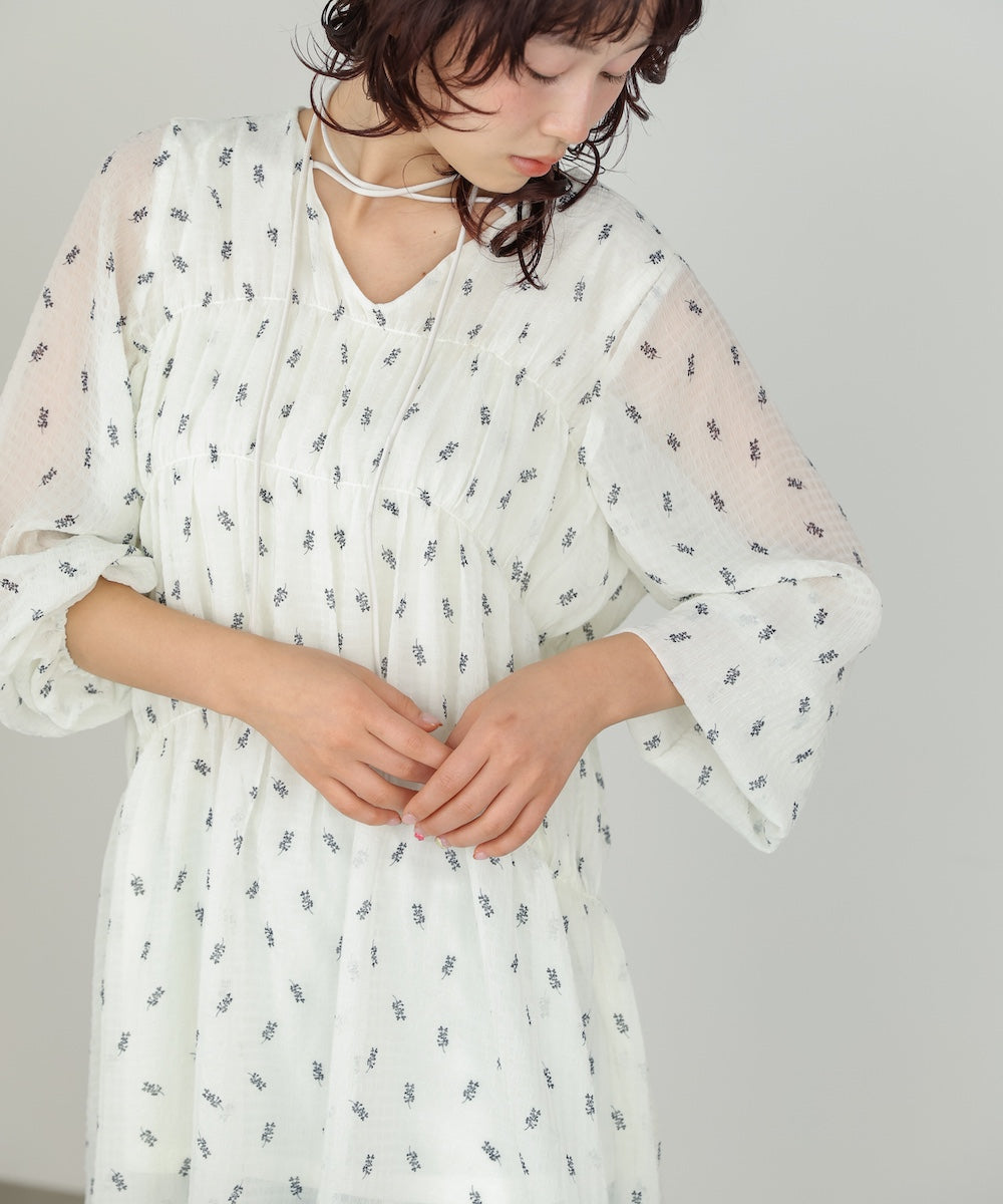 花柄プリントミニワンピース
