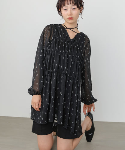 花柄プリントミニワンピース