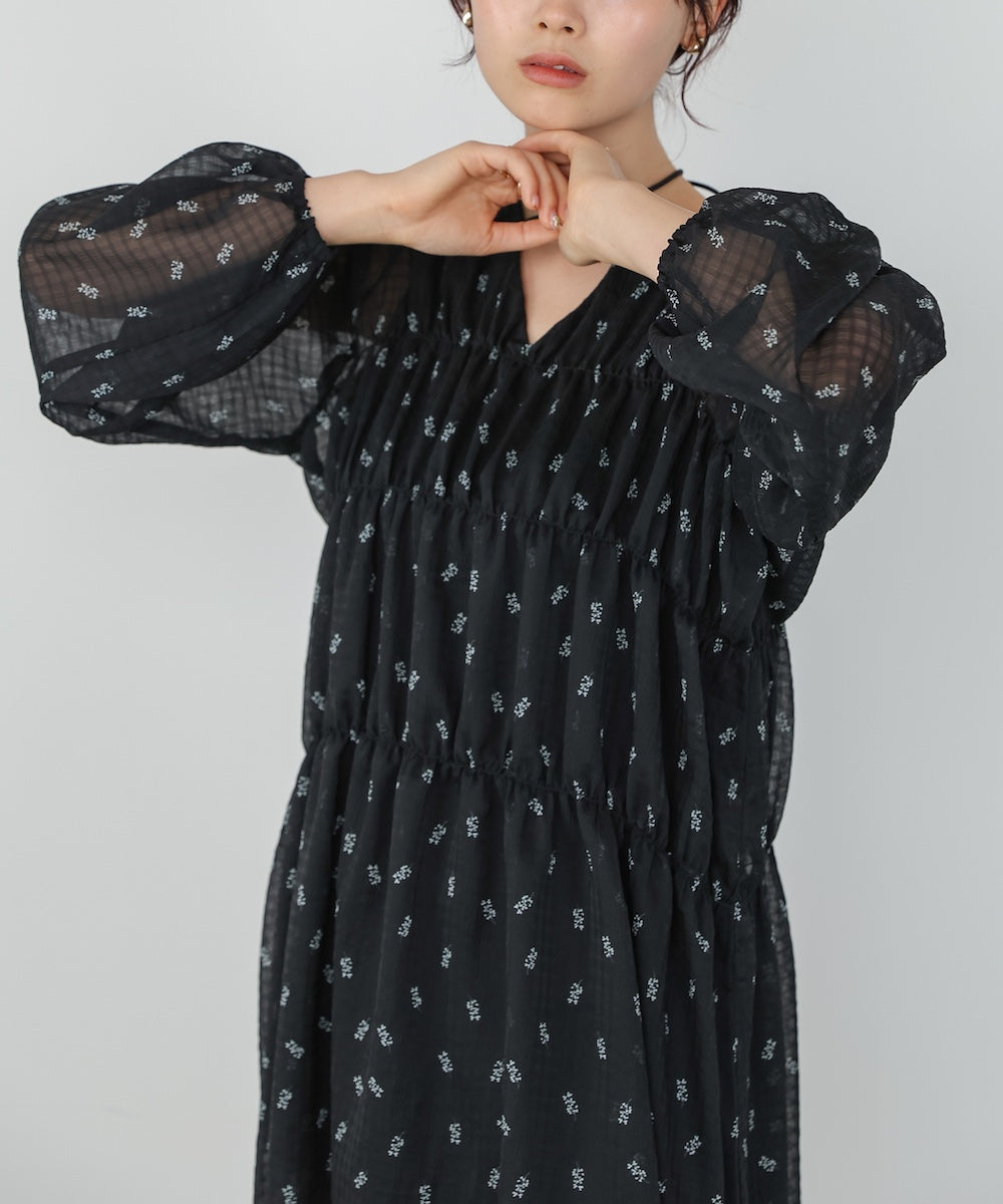 花柄プリントミニワンピース