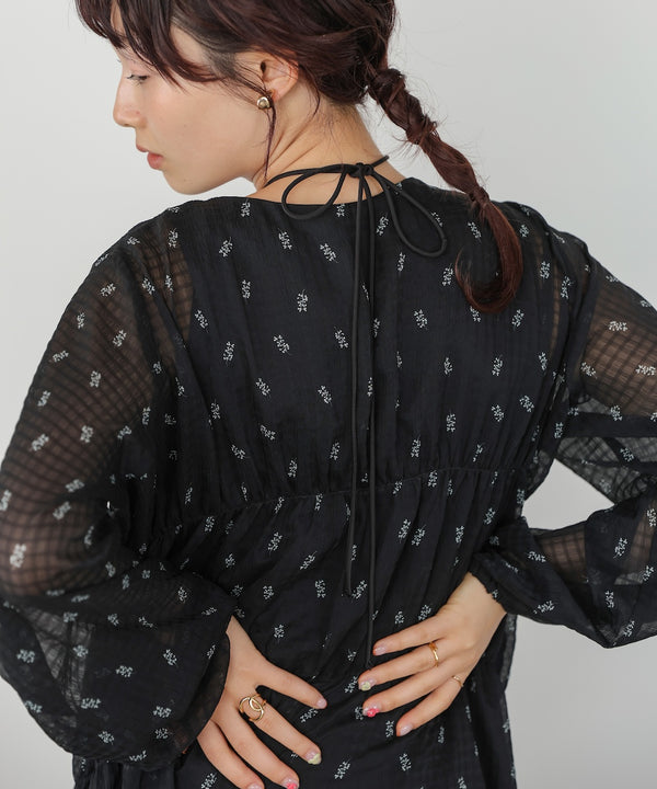 花柄プリントミニワンピース