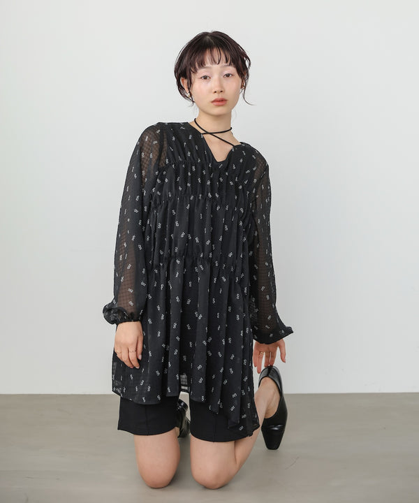 花柄プリントミニワンピース