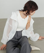 フード付きボリュームマウンテンパーカー