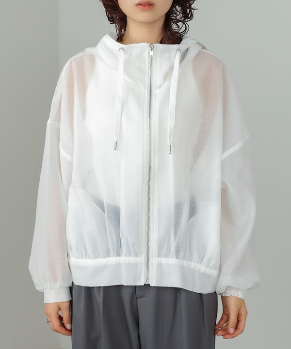 フード付きボリュームマウンテンパーカー