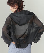 フード付きボリュームマウンテンパーカー