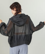 フード付きボリュームマウンテンパーカー