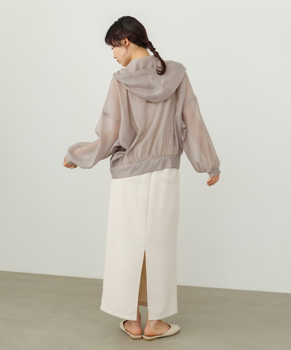 フード付きボリュームマウンテンパーカー