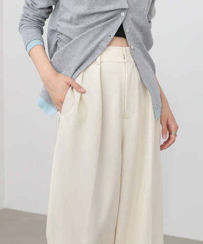 ツータックワイドパンツ