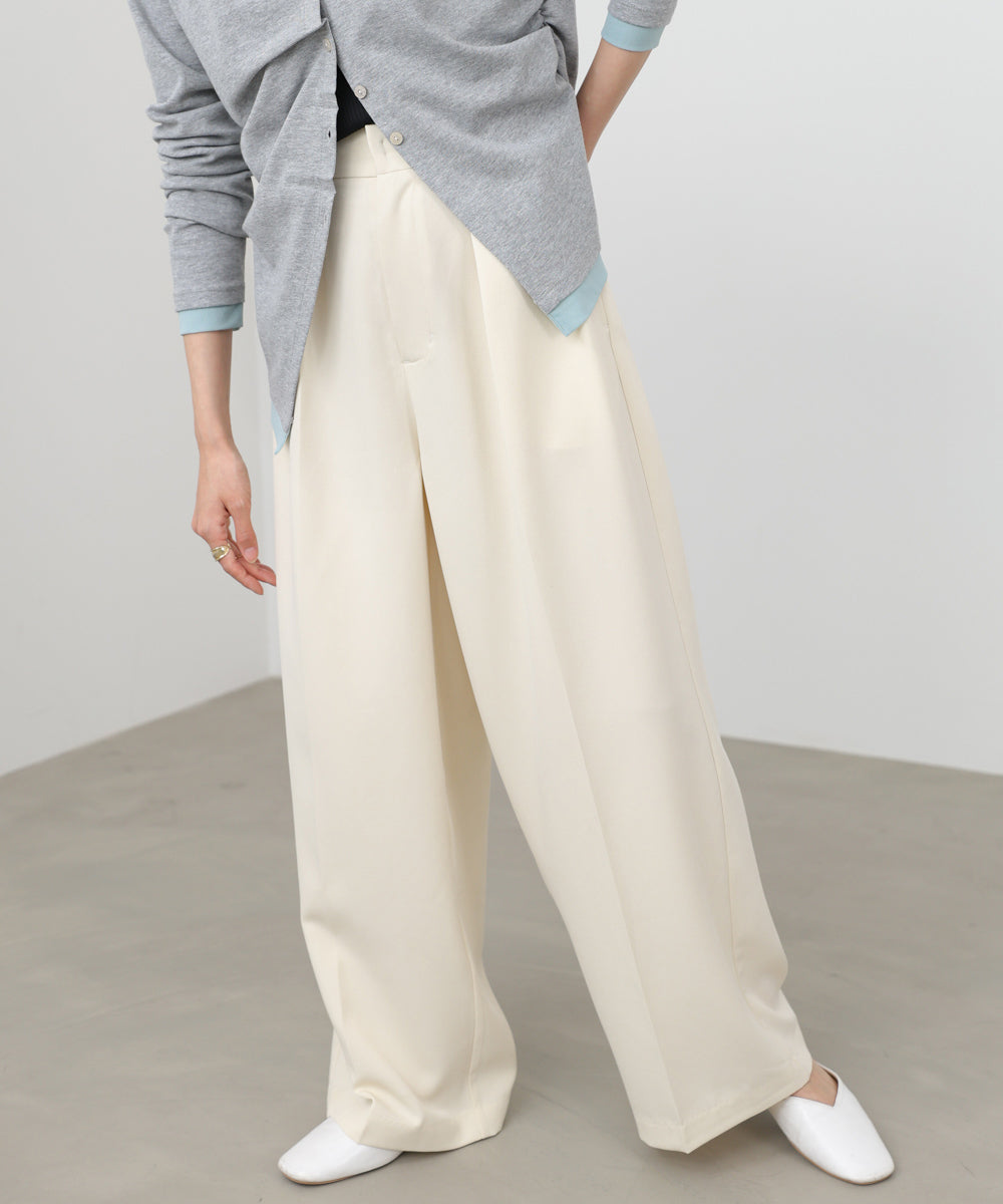 ツータックワイドパンツ