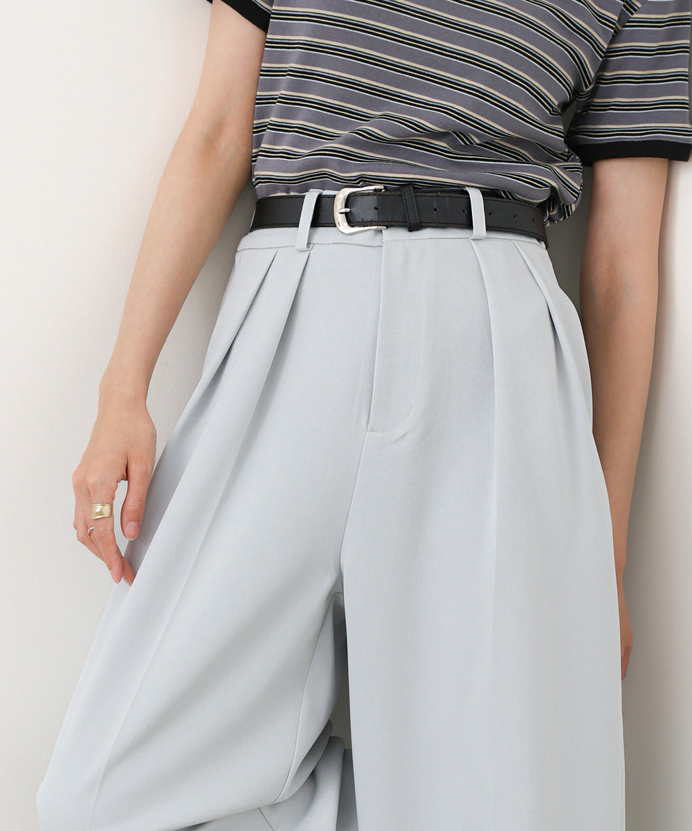 ツータックワイドパンツ