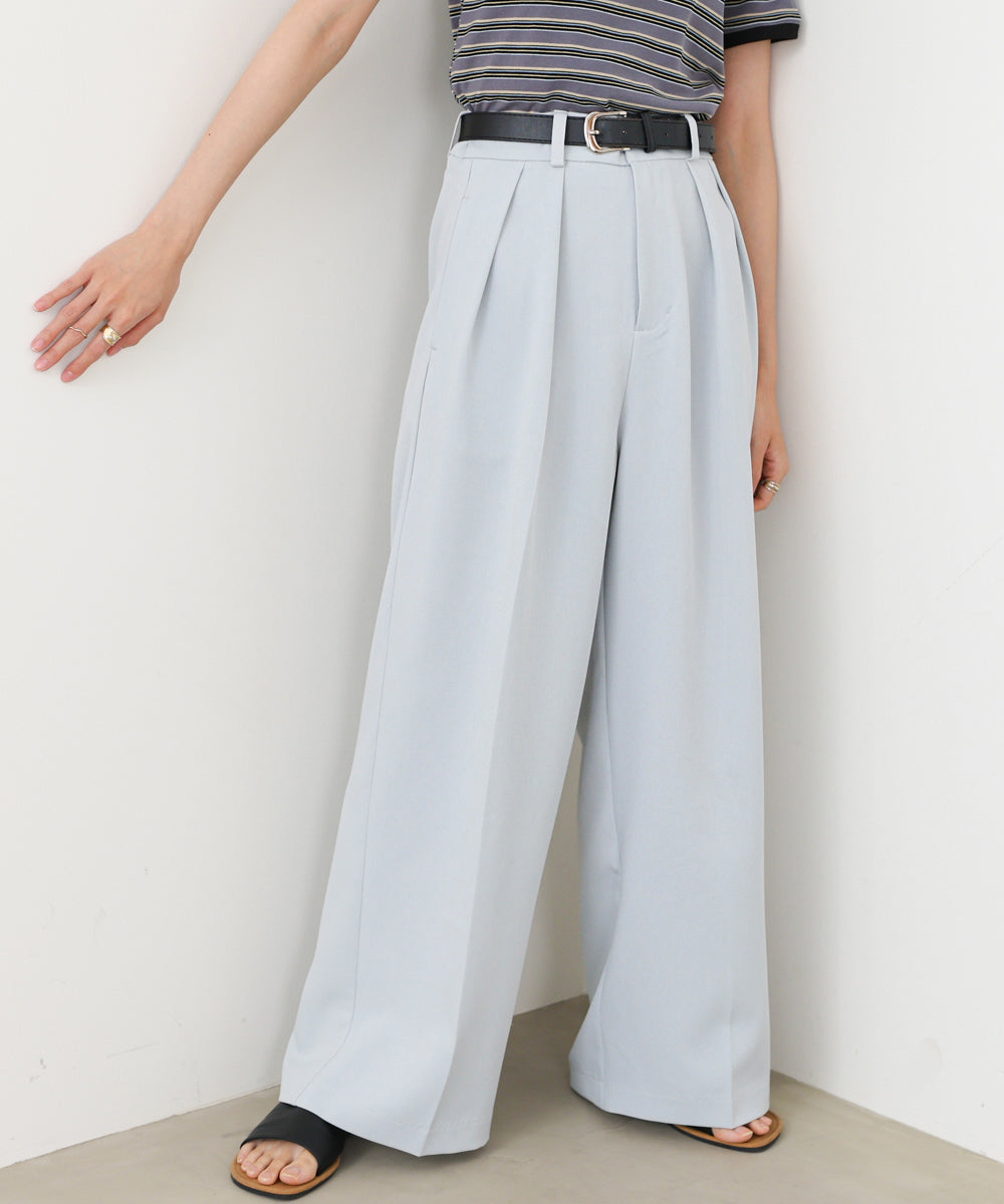 ツータックワイドパンツ