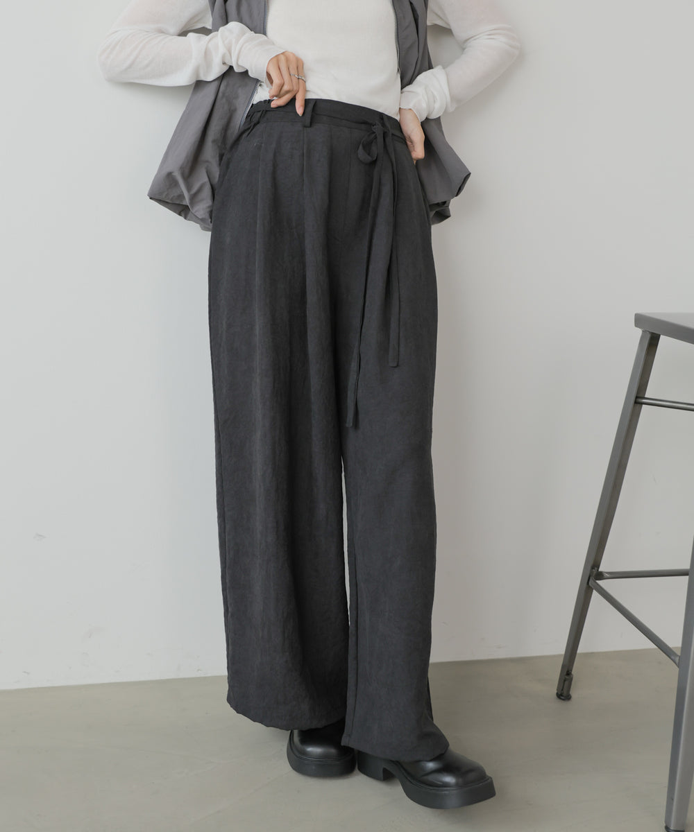 スウェードライクワイドタックパンツ
