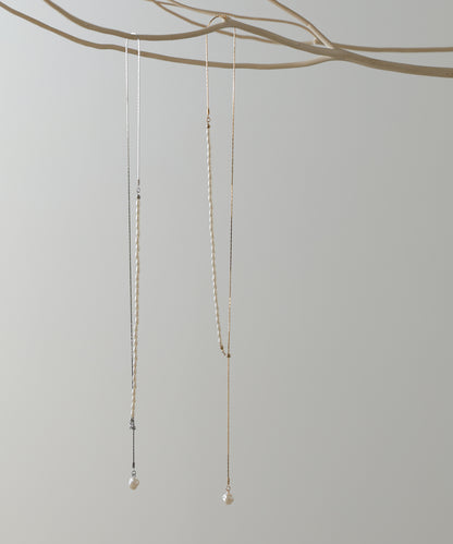 変形パール×ロングチェーンネックレス