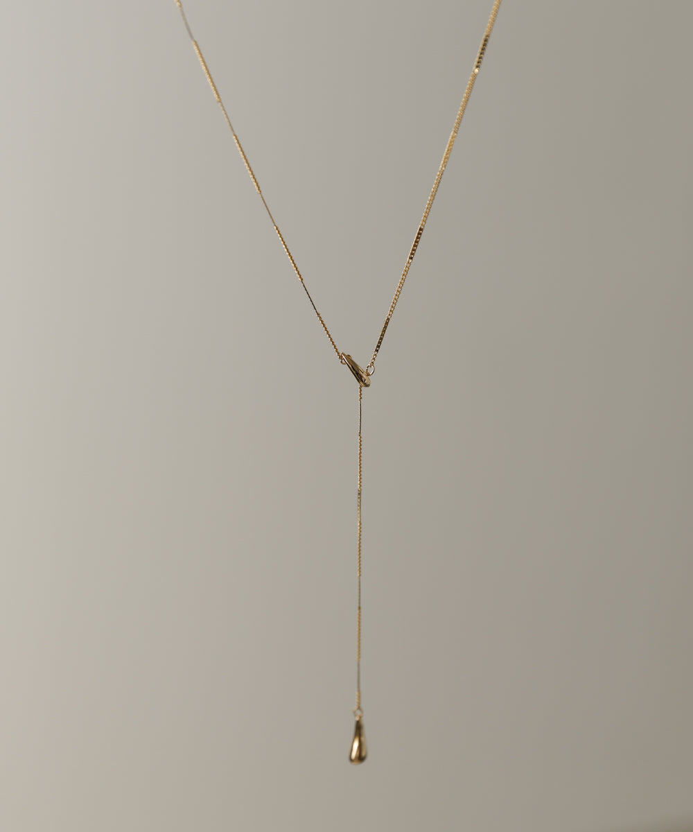 タイニードロップロングネックレス