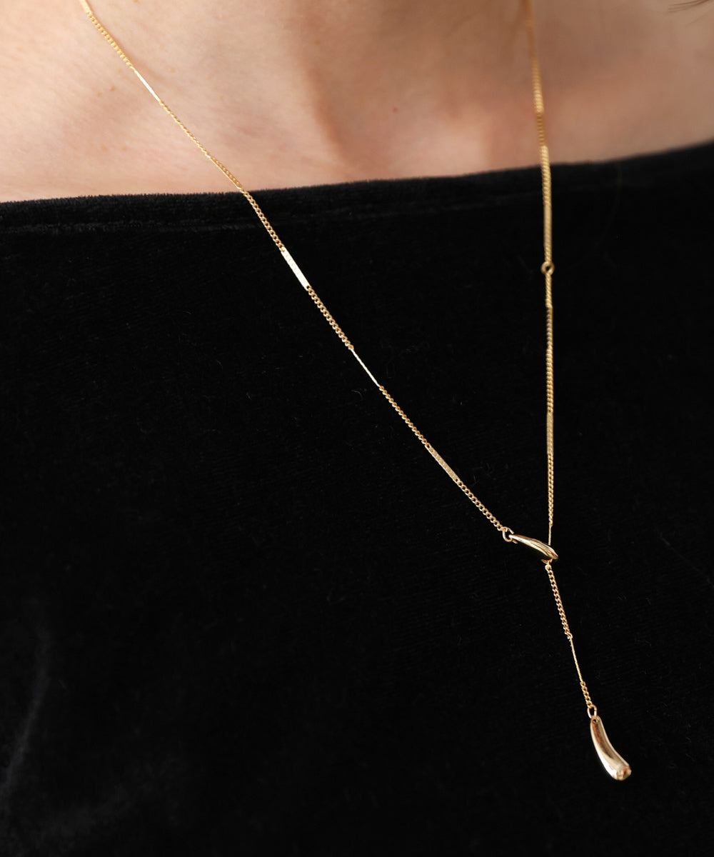 タイニードロップロングネックレス