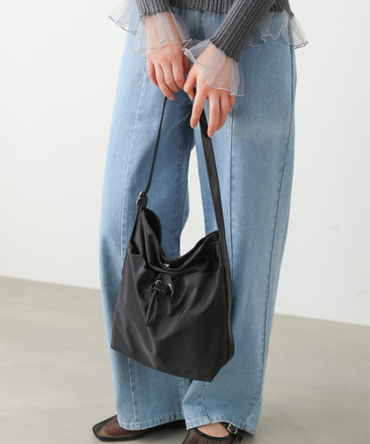 ワンショルダーバッグ