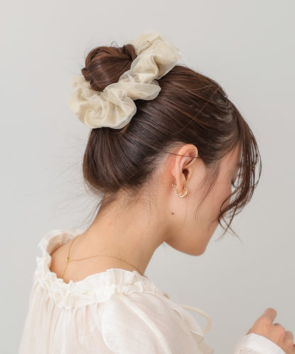 オーガンジー×サテンシュシュ