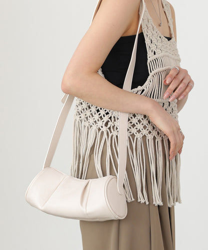 サークルクロワッサンショルダーバッグ