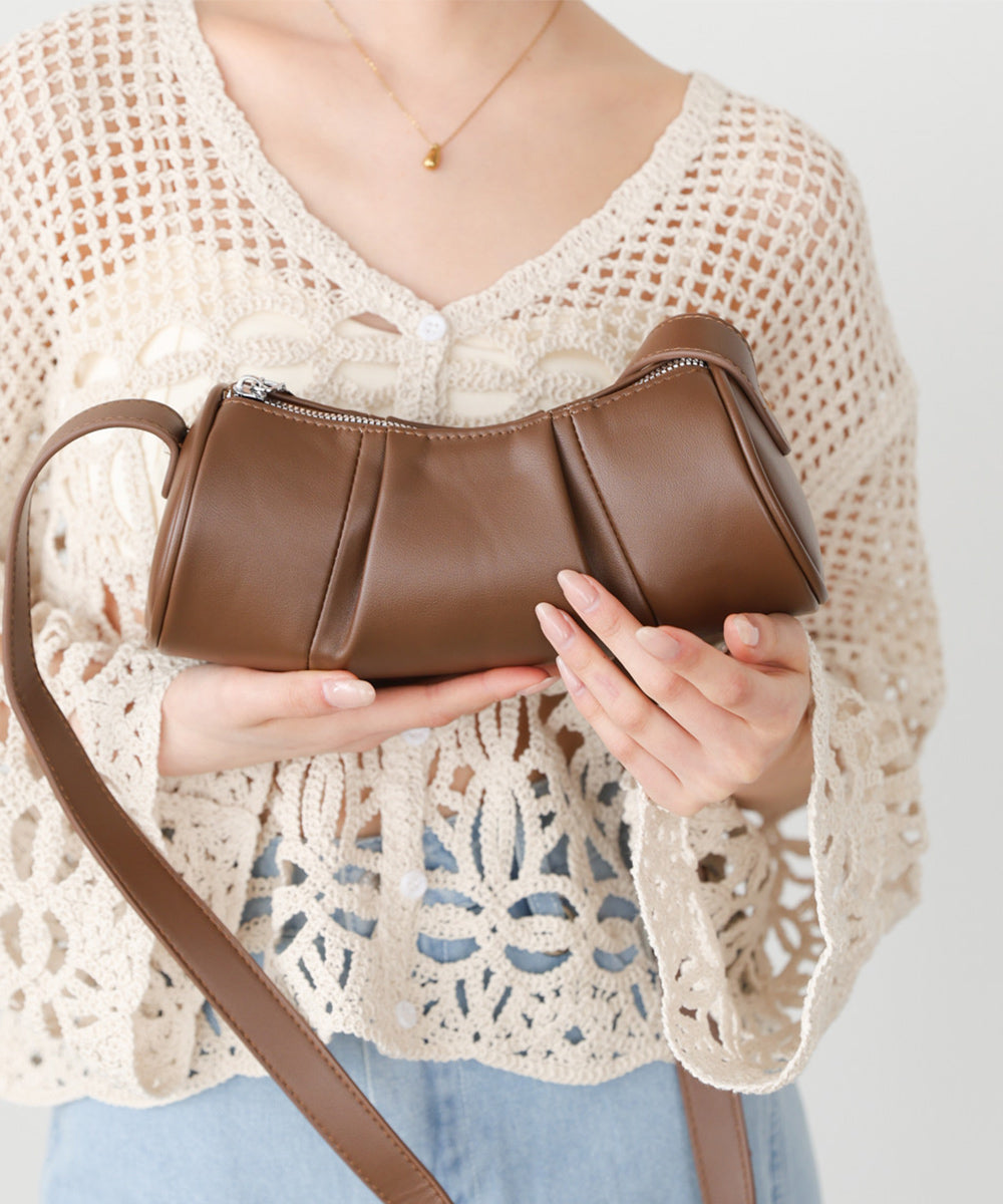 サークルクロワッサンショルダーバッグ