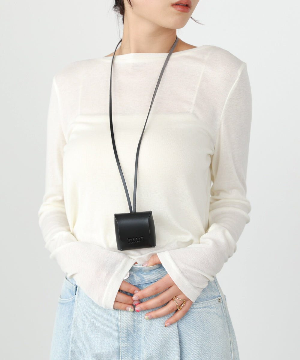 ポーチ付きネックレス