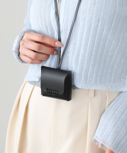 ポーチ付きネックレス